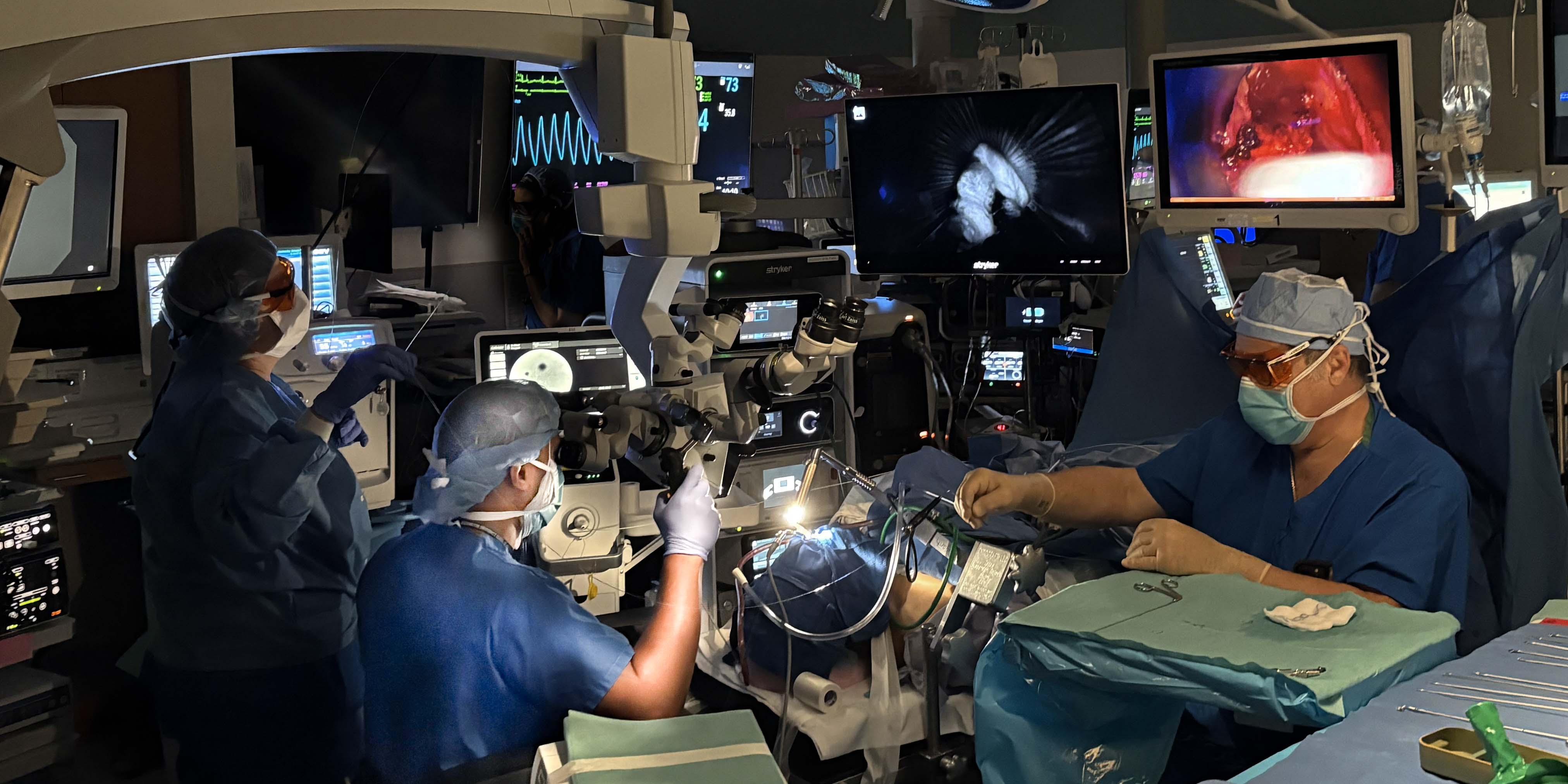 Dr. Panuganti performing confocal endomicroscopy in the operating room